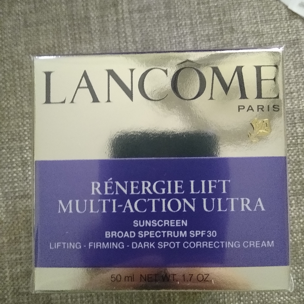 LANCOME Renergie Lift Multi-Action Ultra Sunscreen/SPF30 and Correcting cream